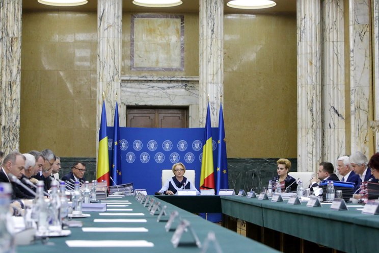 Dăncilă ismét bírálta Brüsszelt, de szerinte nem merül fel Románia kilépése az Európai Unióból