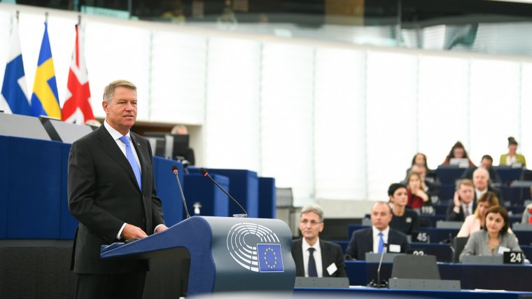 Sógor és Tőkés is beolvasott Johannisnak az Európai Parlamentben rendezett vitán