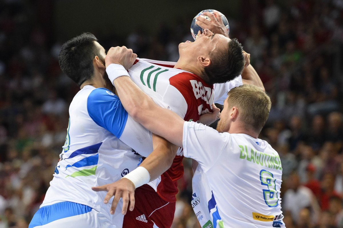 Négygólos veresége ellenére kijutott a világbajnokságra a magyar férfi kézilabda-válogatott