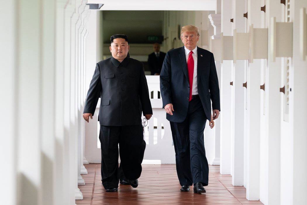 Amerikai–észak-koreai csúcs: Kim és Trump szerint sikerült legyőzni a régi előítéleteket