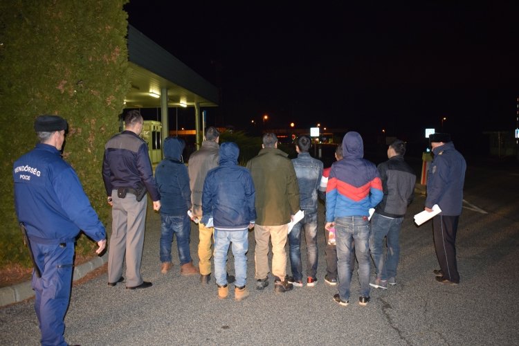 Illegális bevándorlás - csökkent a határsértők száma tavaly Romániában