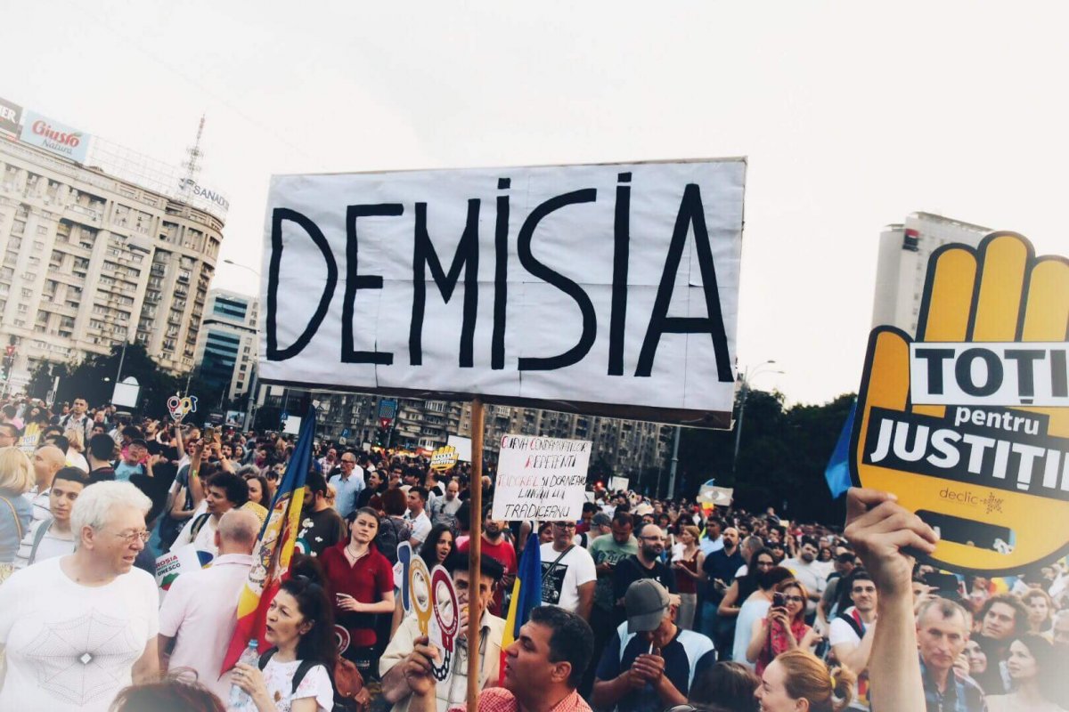 Dragnea-ítélet: döbbenet a szociáldemokratáknál, az ellenzék a PSD-elnök távozását követeli