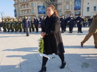 A december elsején „ünneplő” RMDSZ-es politikusokat bírálja az Erdélyi Magyar Néppárt
