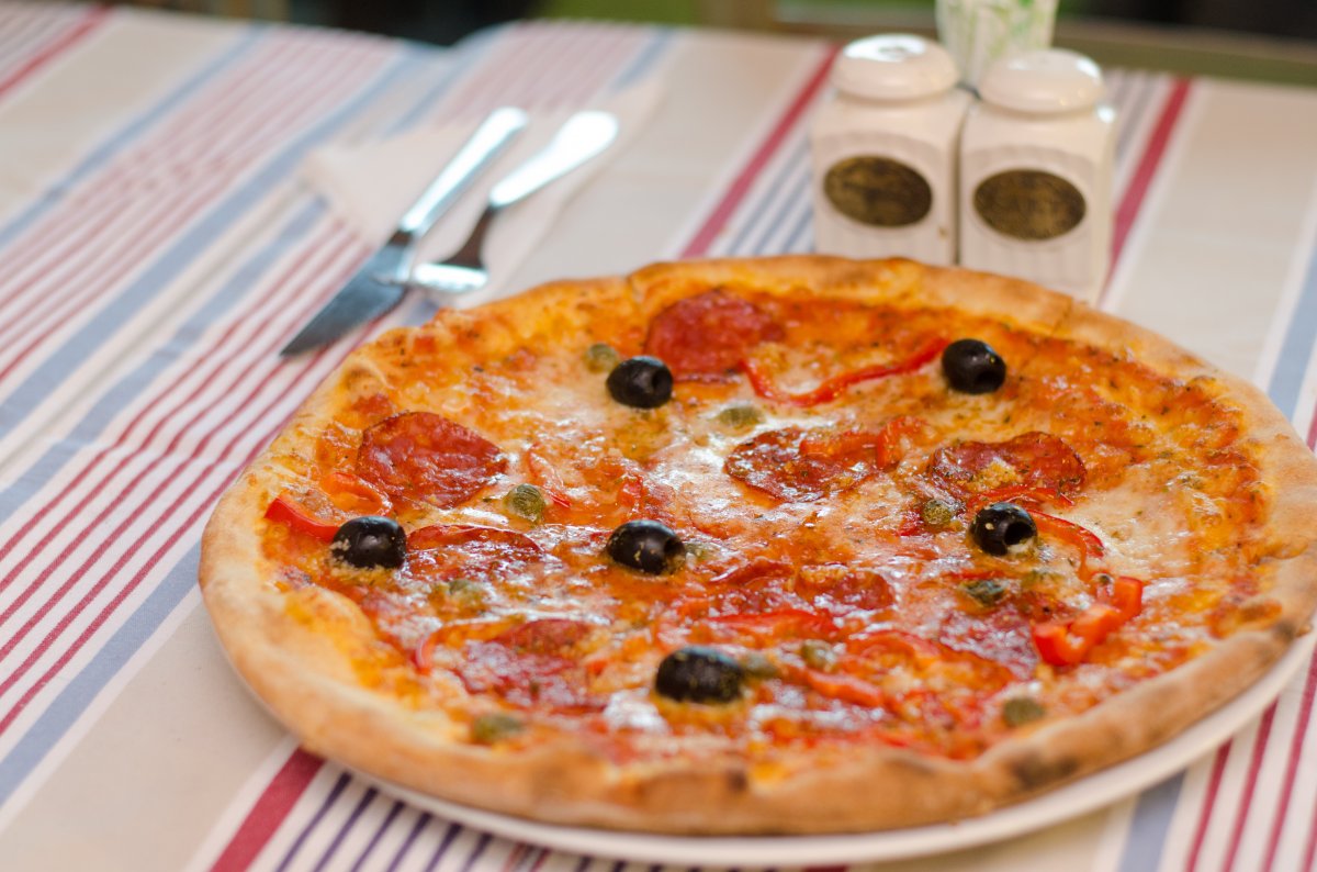 Pizza Capricciosa •  Fotó: Csedő Attila