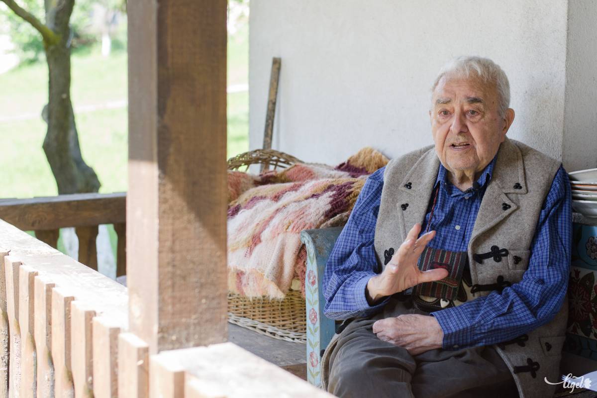 Egyedi műsorral köszöntik a 91 éves Kallós Zoltánt