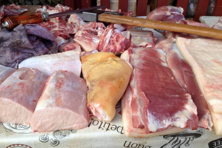 Külföldi hús a romániai felvágottban: az afrikai sertéspestist a feldolgozók is megsínylik