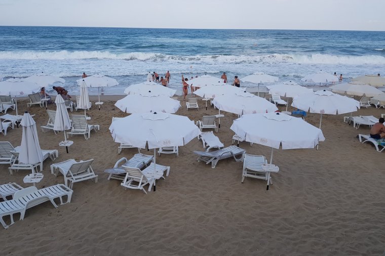 Román tengerpart: van, ahol drágább a napozóágy, mint máshol a szállás