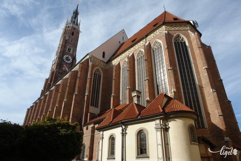 Világnézetváltás: kisebbségbe kerülhetnek a római katolikusok és a protestánsok Németországban