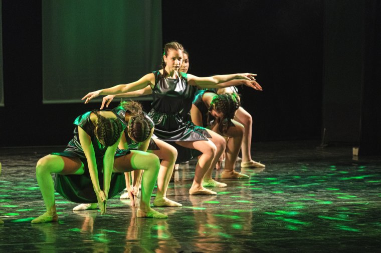 A tánc örömét mutatják meg: 15 éves a Tóth Larisa Táncstúdió