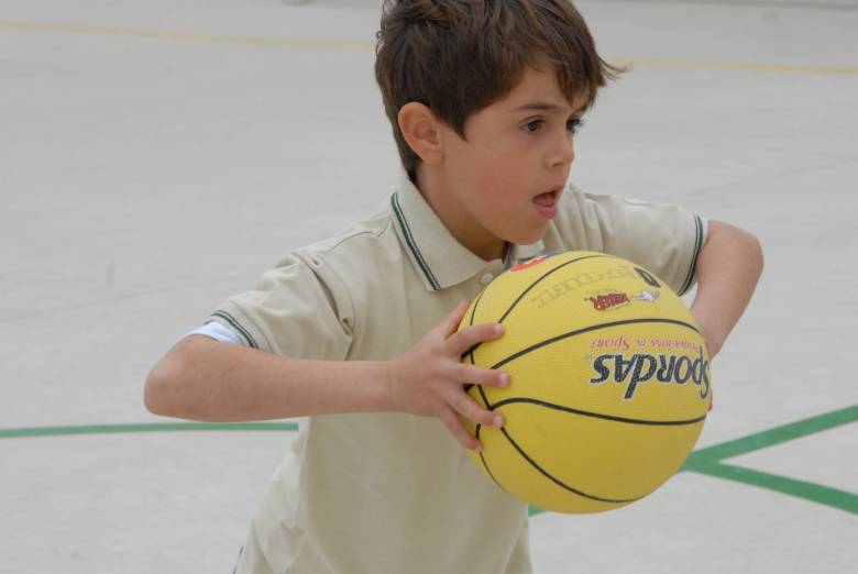 Dinamikus, összetett sportág: kosárlabda