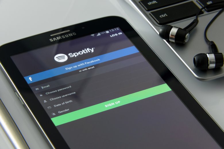 Ingyenes, jogtiszta zenék minden hangulatra: Romániában is elérhető a Spotify