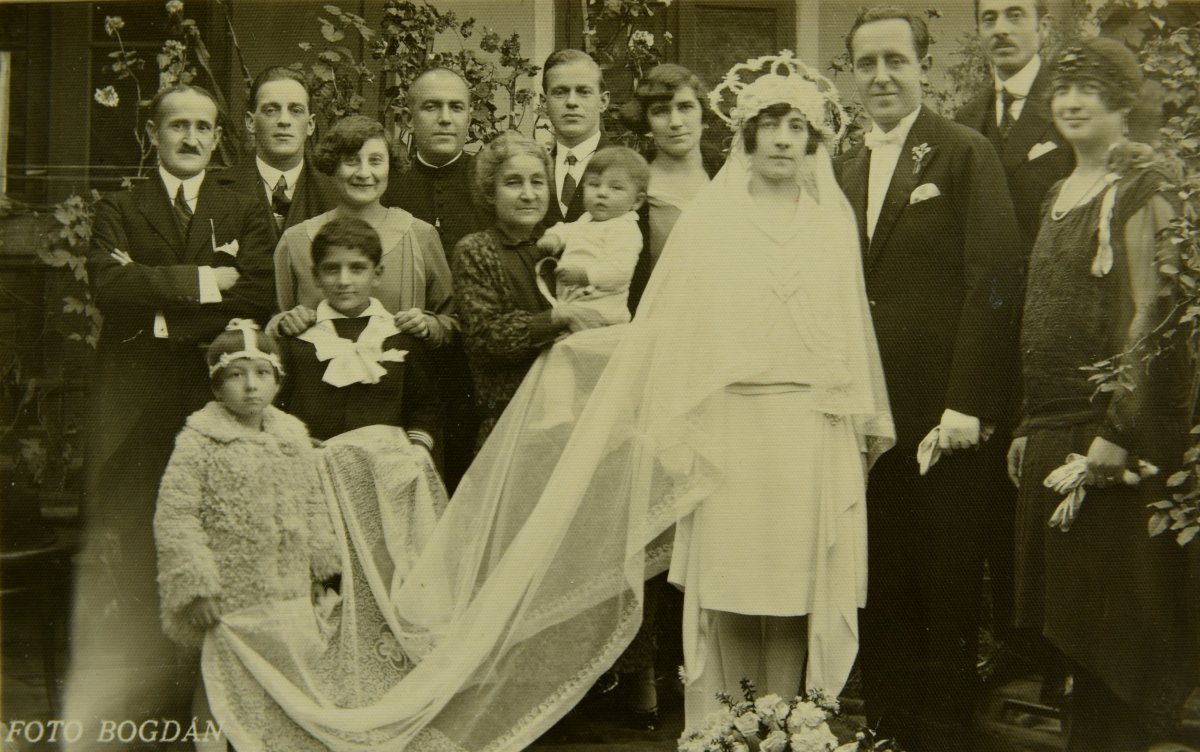 Nagy Gyöngyvér nagymamája, Nagy Gabriella esküvői képe, 1929 •  Fotó: Nagy Gyöngyvér személyes archívuma
