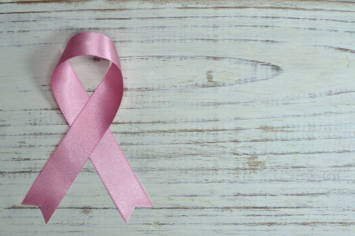 Életet menthet a megelőzés – A mellrák elleni küzdelem világnapja alkalmából rózsaszín megvilágítást kap a Cotroceni-palota