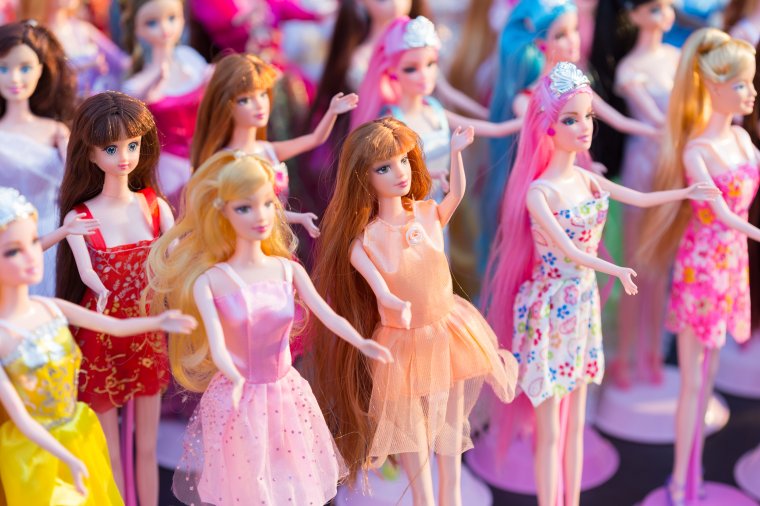 Mitől lesz egészséges a gyermek testképe? – Bezavar a Barbie-baba