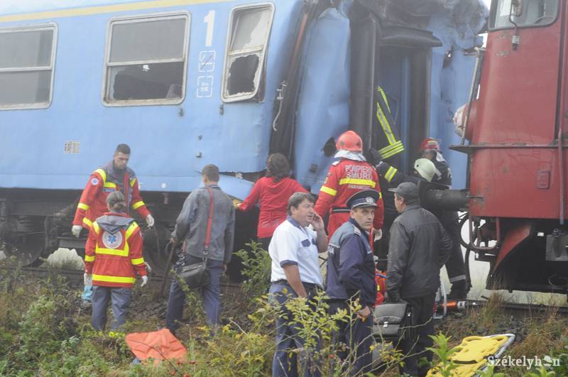Vonatok ütköztek a ploiești-i vasútállomáson – tizenegyen kerültek kórházba