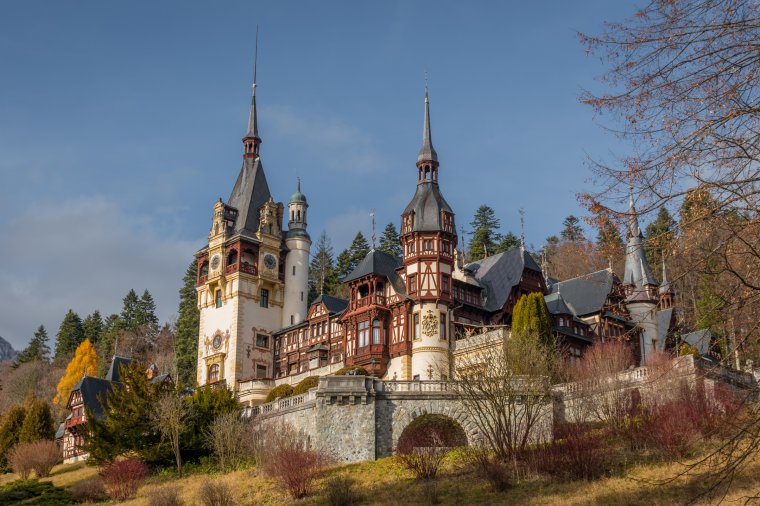 Úri mulatság: alig tudják kifizetni a Peleș-kastély felsrófolt gázszámláját