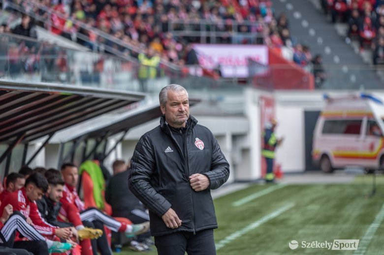 Az FCSB elleni vereség után két távozóról számolt be Bernd Storck