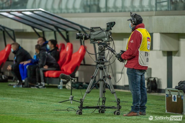 A Kolozsvári U ellen kezd a FCSB – a vasárnapi sportműsor