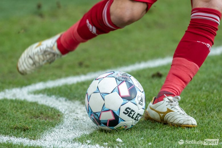 A kézilabdameccsek még megszakítják a focidömpinget – szombati sportműsor