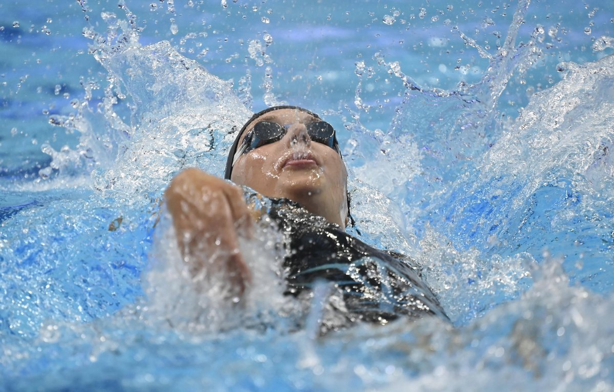 Hosszú Katinka arany-, Mihályvári-Farkas Viktória ezüstérmes női 400 méter vegyesen a vizes Eb-n