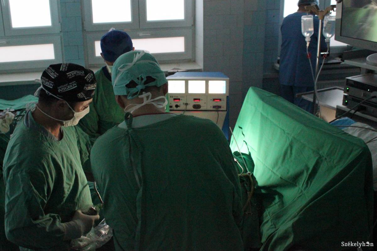 Modern orvosi eszköz érkezett a csíkszeredai sürgősségi kórházba