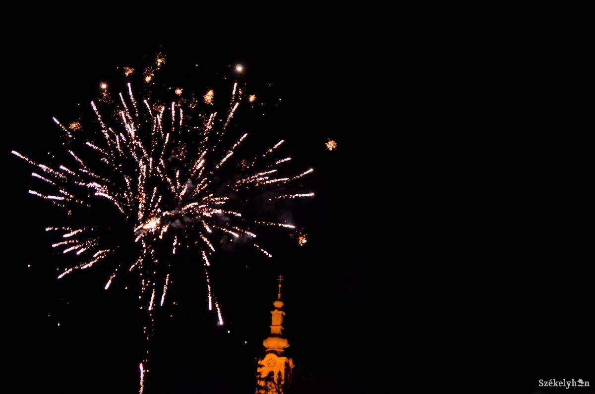 Mulatsággal és látványos tűzijátékkal zárják az évet Székelyudvarhelyen