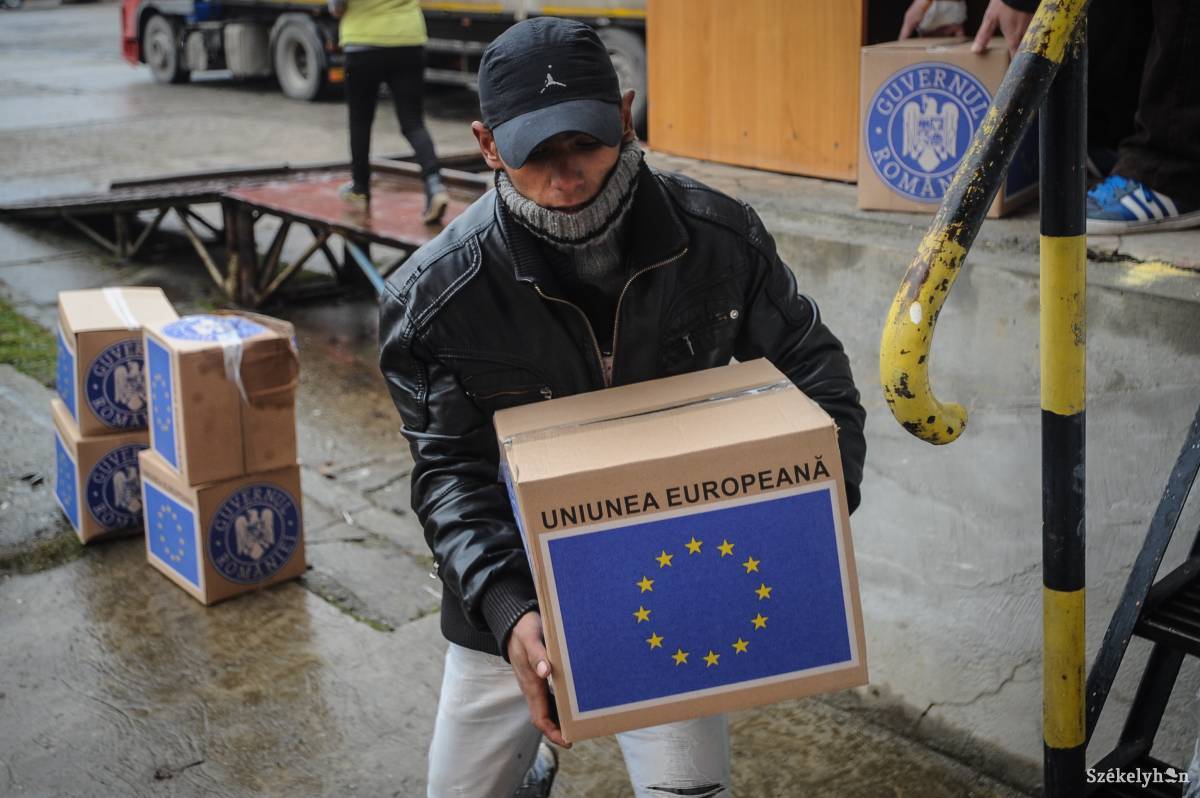 EU-s élelmiszersegély: tisztálkodási szereket is kaphatnak a rászorulók