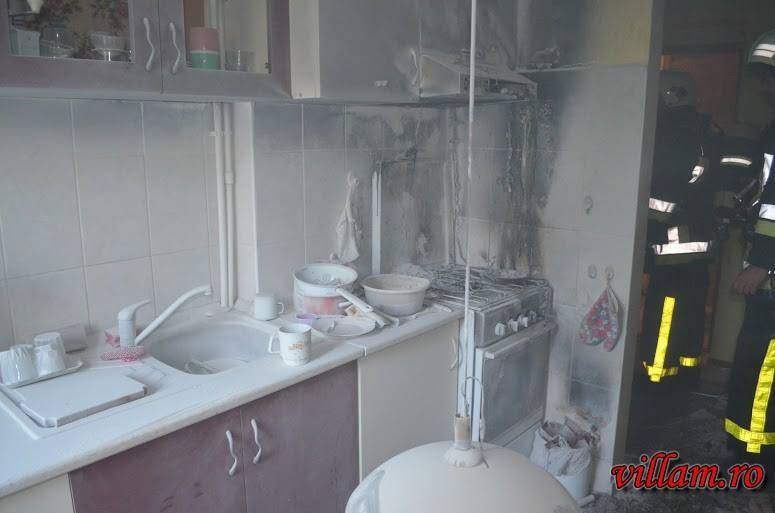 Tűz ütött ki egy keresztúri konyhában