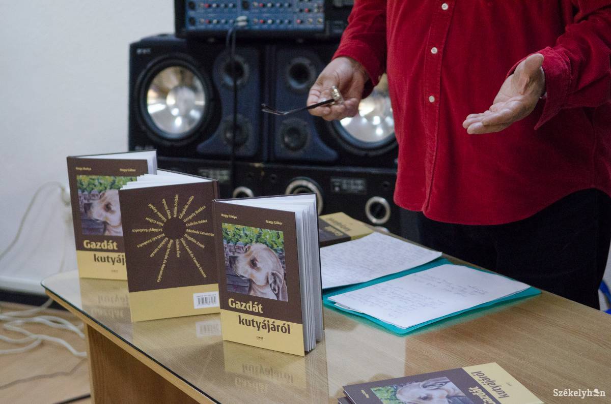 Ebekről és gazdáikról: kutyákról szóló könyvet mutattak be Udvarhelyen