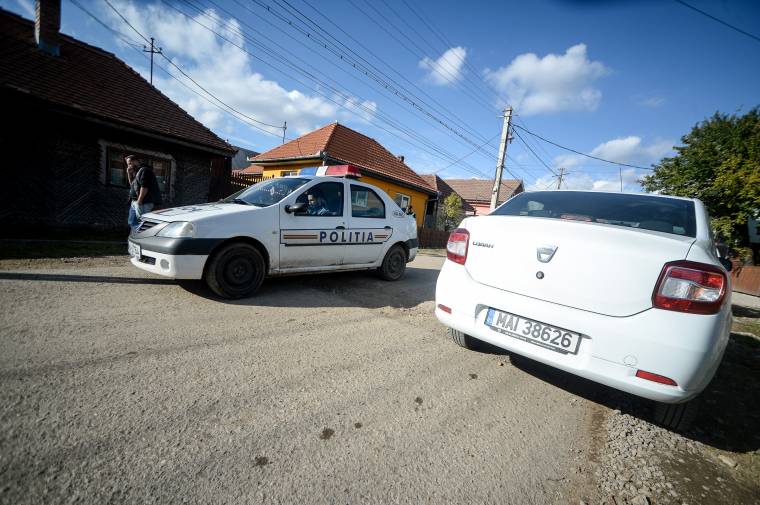 Kötelező vagy sem magyarul is beszélő rendőrt kihelyezni a községi rendőrőrsökre?