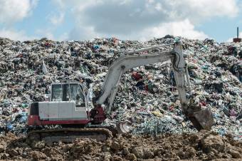 Ismét perli az EB Romániát a hulladéklerakók bezárásának elmulasztása miatt