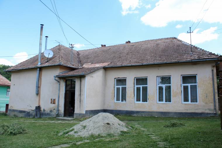 Példás összefogás Muzsnában az iskola- és óvodaépület felújításáért