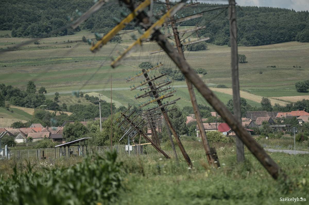 Sok Hargita megyei háztartásban még mindig nincs áram a viharkárok miatt