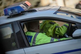 Két embert ütött el, illetve autókat rongált a részeg sofőr Szépvízen