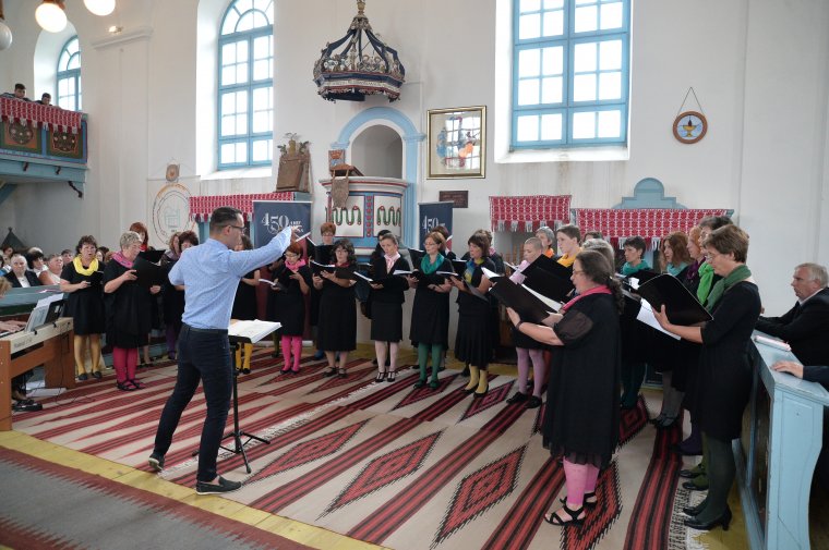 A Nagy-Homoród menti unitárius egyházközségek Homoródszentmártonban adtak hálát a 450 évért