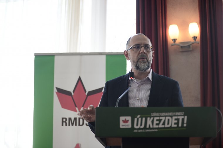 Az RMDSZ okafogyottnak tekinti parlamenti együttműködését a bukaresti kormánykoalícióval