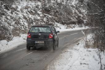 Folyamatos a hóeltakarítás az udvarhelyszéki községi utakon