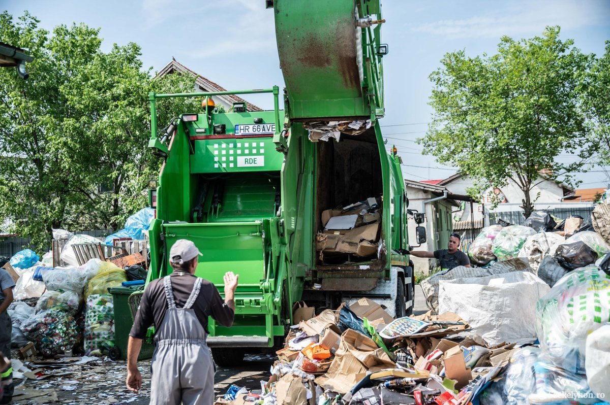 Egymással száll versenybe Hargita megye két legnagyobb hulladékgazdálkodási cége