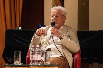 Rófusz Ferenc Székelyudvarhelyen: kalandos életéről és alkotásai elkészítéséről beszélt