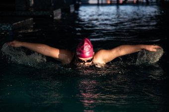Küzdelem a méterekért, másodpercekért – a speciális olimpián szeretne teljesíteni egy székelyudvarhelyi lány