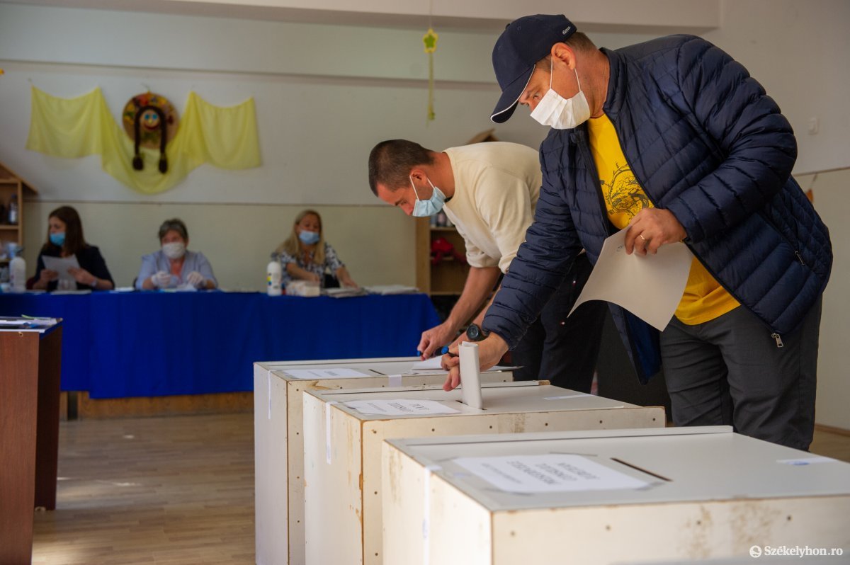 Orban: a karanténban lévők is szavazhatnak december 6-án