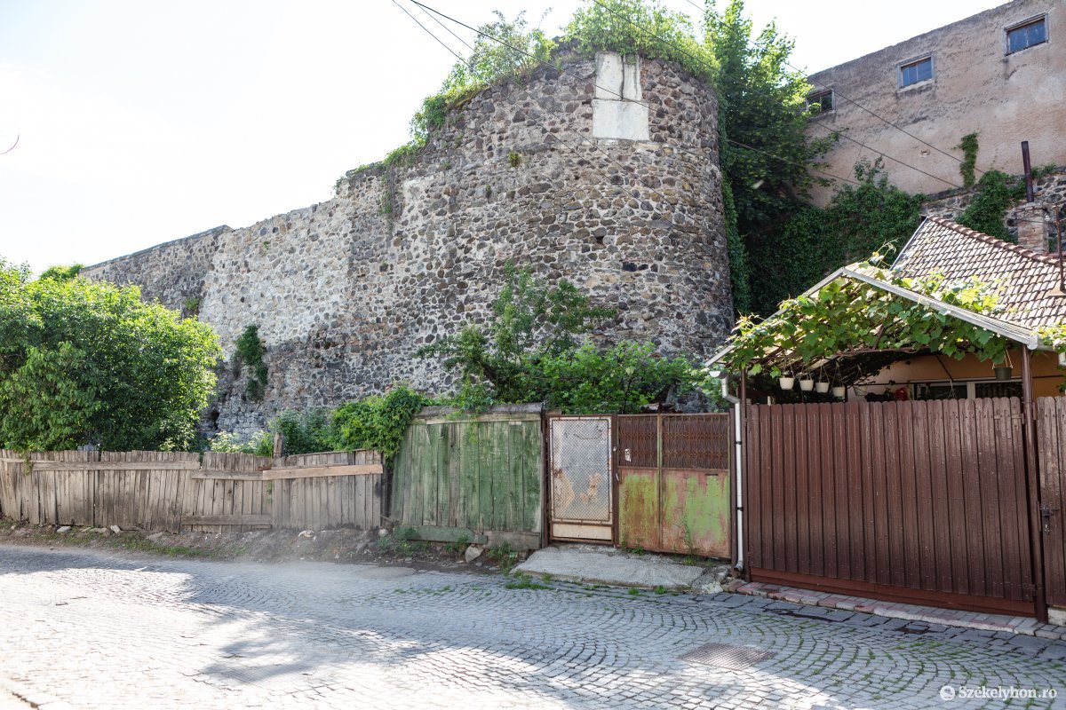 Székelytámadt-vár: idén csak a felújítás és restaurálás terve készül el