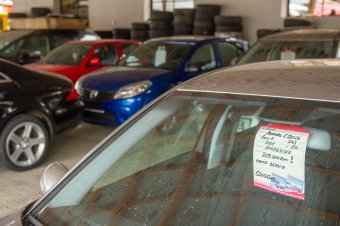 Nőtt az új autók iránti kereslet Romániában, a használt kocsik piaca 20 százalékkal visszaesett