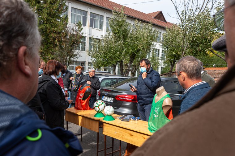 Udvarhelyszékre is megérkezett a magyar kormány sportszeradománya