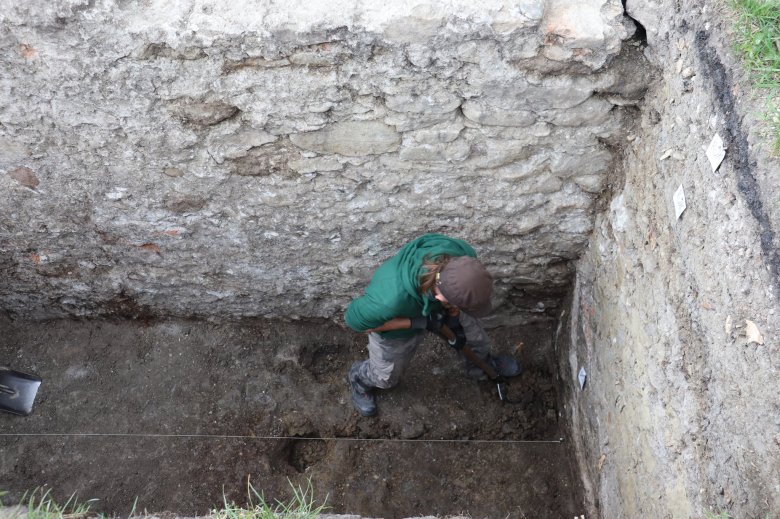Székelyföld egyetlen középkori domonkos kolostorára bukkantak a székelyudvarhelyi várnál