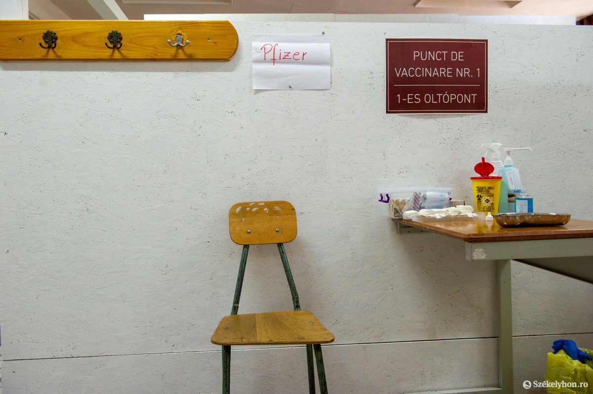 Csaknem 350 ezer adag Pfizer-vakcina érkezik Romániába