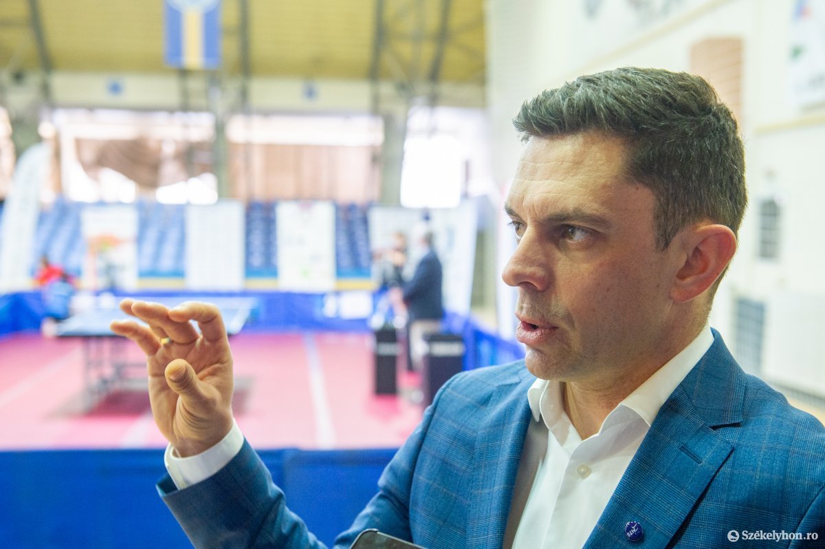 Visszavonul az aktív versenyzéstől Novák Eduárd sportminiszter