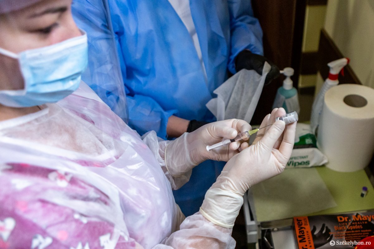 Több ezer védőoltást adtak már be Székelyudvarhelyen