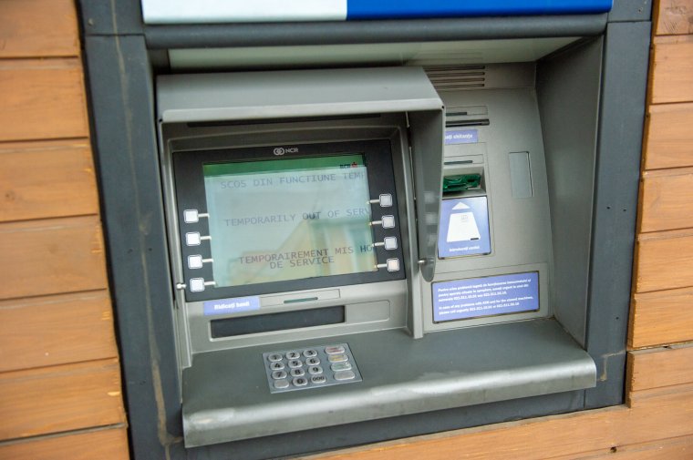Bankautomatánál talált pénzt vágott zsebre egy zilahi férfi, eljárást indítottak ellene