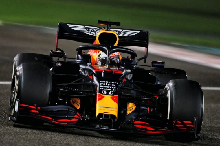 Holland Nagydíj: Max Verstappen diadalmaskodott hazai pályán